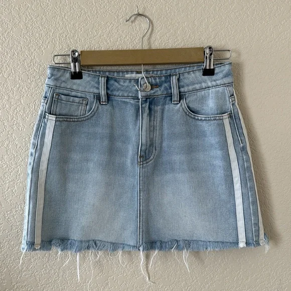 Pacsun Denim Mini Skirt Size 25 - Picture 1 of 11